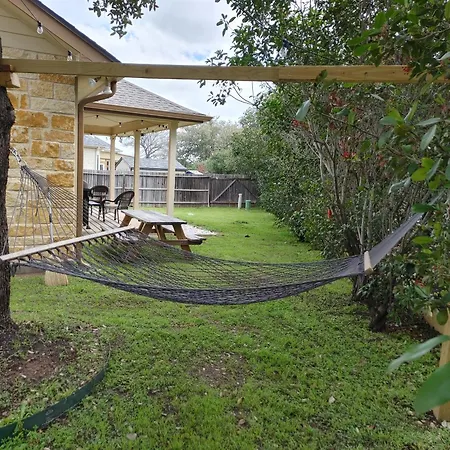 Exquisite Luxury Home Near Sea World, San Antonio